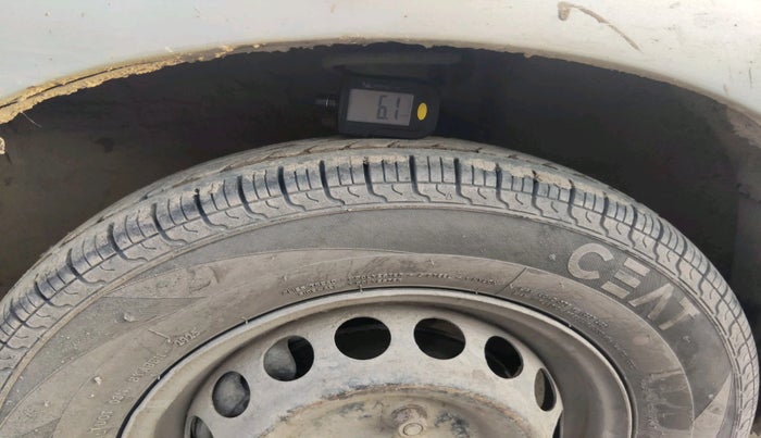 2016 Maruti Alto 800 LXI, Petrol, Manual, 82,101 km, tyre