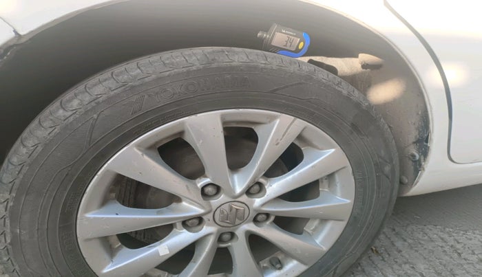 2015 Maruti Ertiga ZDI, Diesel, Manual, 1,95,927 km, tyre