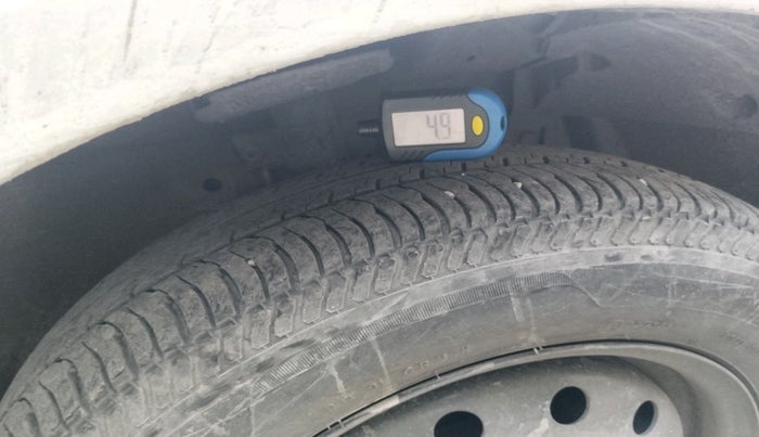 2016 Maruti Swift VXI, Petrol, Manual, 35,510 km, tyre