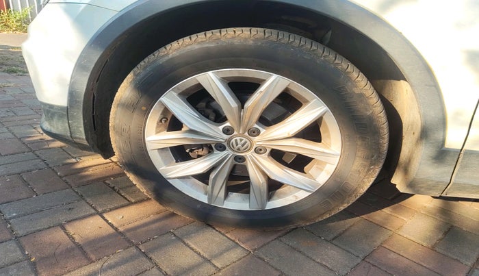 2018 Volkswagen TIGUAN HIGHLINE TDI AT, Diesel, Automatic, 67,563 km, tyre