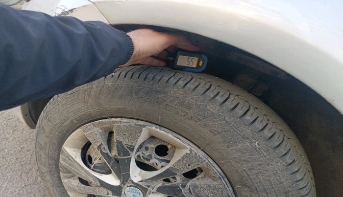 2014 Maruti Swift VDI, Diesel, Manual, 97,000 km, tyre