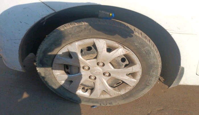 2015 Hyundai Grand i10 SPORTZ 1.1 CRDI, Diesel, Manual, 87,004 km, tyre