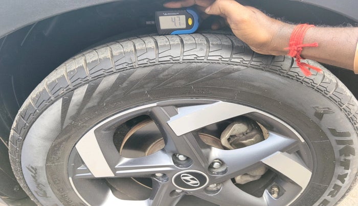 2022 Hyundai VENUE SX PLUS 1.0 TURBO DCT, Petrol, Automatic, 72,337 km, tyre