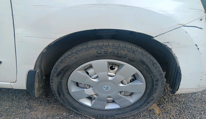 2010 Maruti Wagon R 1.0 LXI CNG, Petrol, Manual, 1,07,902 km, tyre