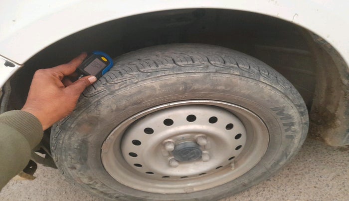 2020 Maruti New Wagon-R LXI CNG (O) 1.0, Petrol, Manual, 1,82,956 km, tyre