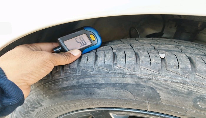 2021 Hyundai GRAND I10 NIOS SPORTZ AMT 1.2 KAPPA VTVT, Petrol, Automatic, 2,816 km, tyre