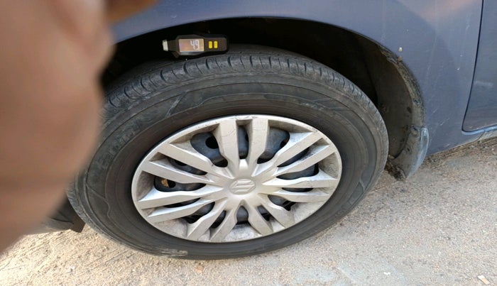 2018 Maruti Dzire VXI, Petrol, Manual, 71,000 km, tyre