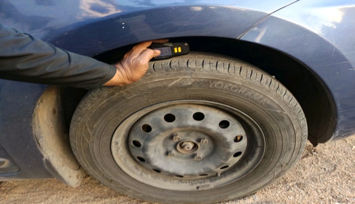 2018 Maruti Dzire VXI, Petrol, Manual, 71,000 km, tyre