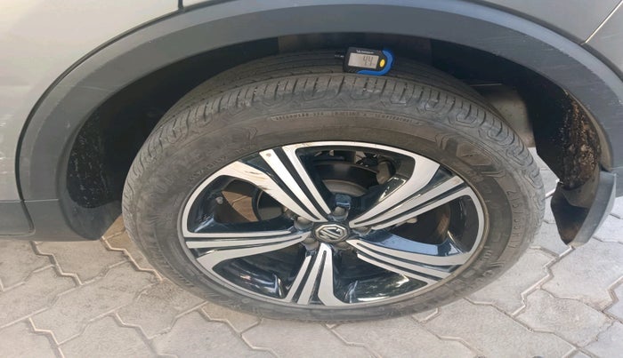 2022 MG ASTOR SHARP 1.5 MT, Petrol, Manual, 33,975 km, tyre