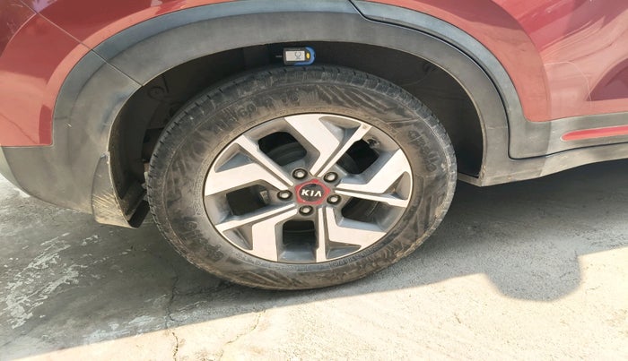 2021 KIA SONET GTX PLUS 1.5 AT DUAL TONE, Diesel, Automatic, 33,338 km, tyre