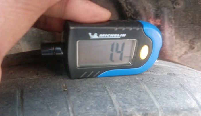 2020 Renault TRIBER RXZ, Petrol, Manual, 62,272 km, tyre