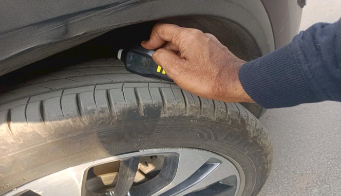 2021 MG HECTOR PLUS SHARP 2.0 DIESEL TURBO MT 6-STR, Diesel, Manual, 76,702 km, tyre