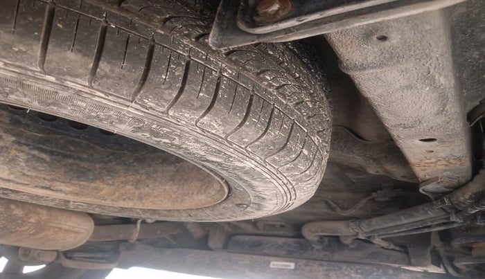 2020 MG HECTOR PLUS SHARP 1.5 PETROL TURBO DCT 6-STR, Petrol, Automatic, 1,00,406 km, tyre