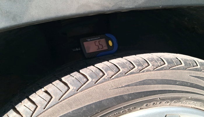 2016 Renault Kwid RXL, Petrol, Manual, 61,418 km, tyre