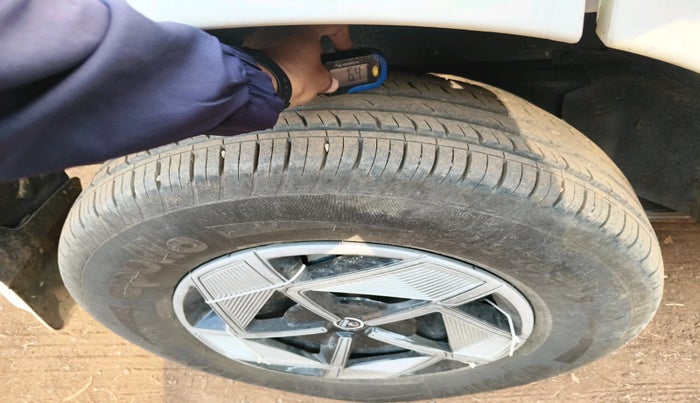 2021 Mahindra Scorpio S3 PLUS, Diesel, Manual, 73,629 km, tyre