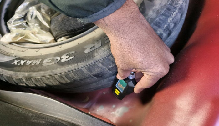 2015 Hyundai Elite i20 MAGNA 1.2, Petrol, Manual, 46,405 km, tyre