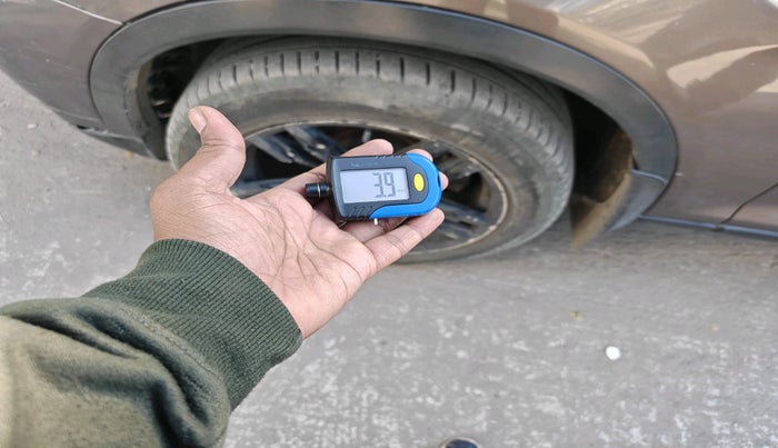 2013 BMW X3 XDRIVE 20D, Diesel, Automatic, 1,53,806 km, tyre