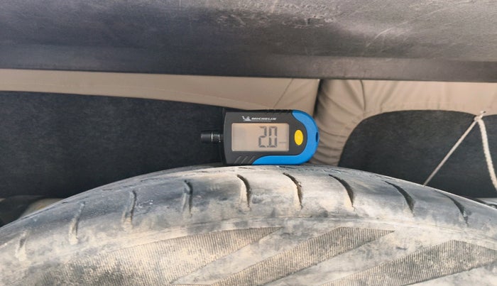 2020 Maruti Celerio VXI CNG, Petrol, Manual, 63,787 km, tyre