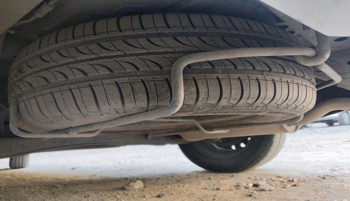 2020 Maruti Ertiga VXI CNG, Petrol, Manual, 1,36,466 km, tyre