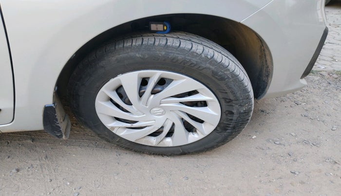 2020 Maruti Ertiga VXI CNG, Petrol, Manual, 1,36,466 km, tyre