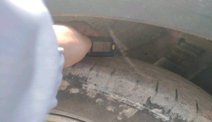 2016 Hyundai Creta SX 1.6 DIESEL, Diesel, Manual, 1,08,265 km, tyre