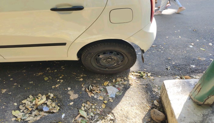 2011 Tata Indica Vista TERRA QUADRAJET, Diesel, Manual, 1,45,816 km, tyre