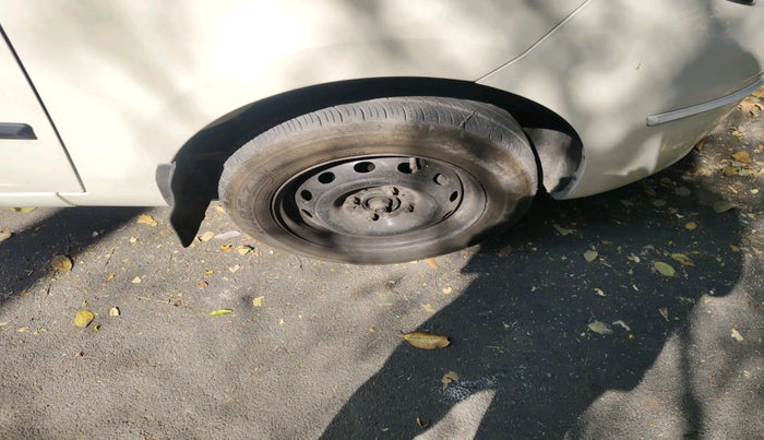 2011 Tata Indica Vista TERRA QUADRAJET, Diesel, Manual, 1,45,816 km, tyre