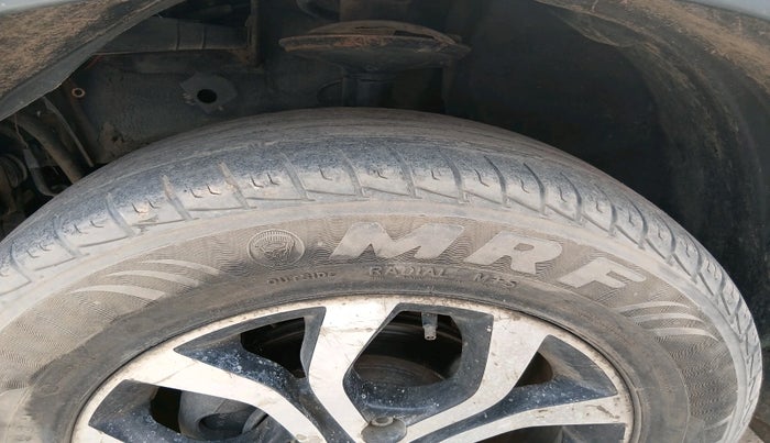 2013 Nissan Terrano XL D PLUS, Diesel, Manual, 86,599 km, tyre