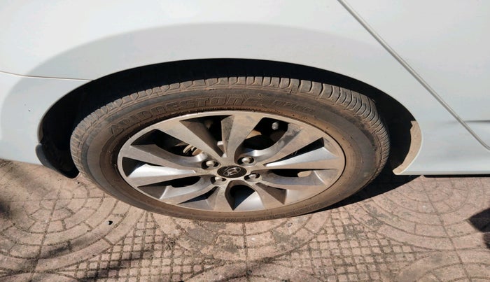 2014 Hyundai Verna FLUIDIC 1.4 VTVT CX, Petrol, Manual, 10,779 km, tyre