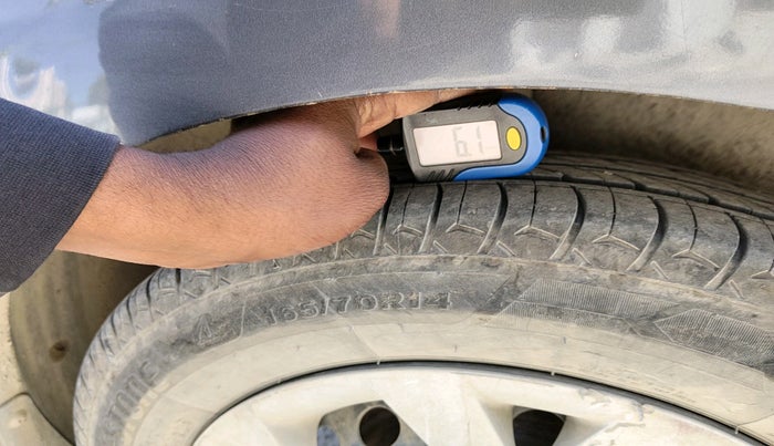 2013 Hyundai Grand i10 MAGNA 1.1 CRDI, Diesel, Manual, 1,14,114 km, tyre