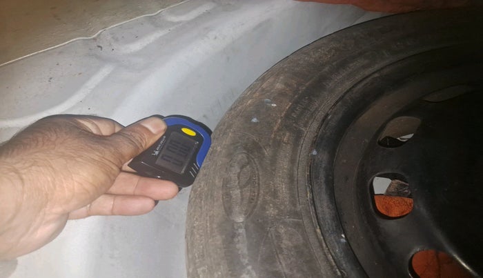 2011 Ford Figo EXI 1.4 DIESEL, Diesel, Manual, 71,409 km, tyre