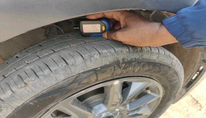 2020 Hyundai Elite i20 SPORTZ PLUS 1.2, Petrol, Manual, 31,519 km, tyre