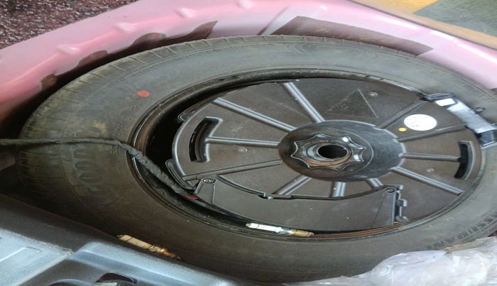 2022 Skoda KUSHAQ STYLE 1.0L TSI AT, Petrol, Automatic, 55,454 km, tyre