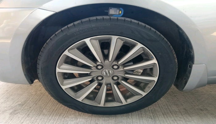 2018 Maruti Ciaz ALPHA 1.5 SHVS PETROL, Petrol, Manual, 51,714 km, tyre