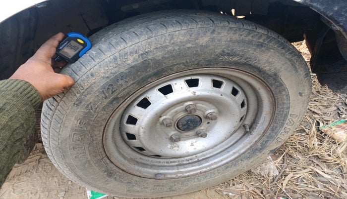 2013 Mahindra Quanto C2, Diesel, Manual, 92,941 km, tyre