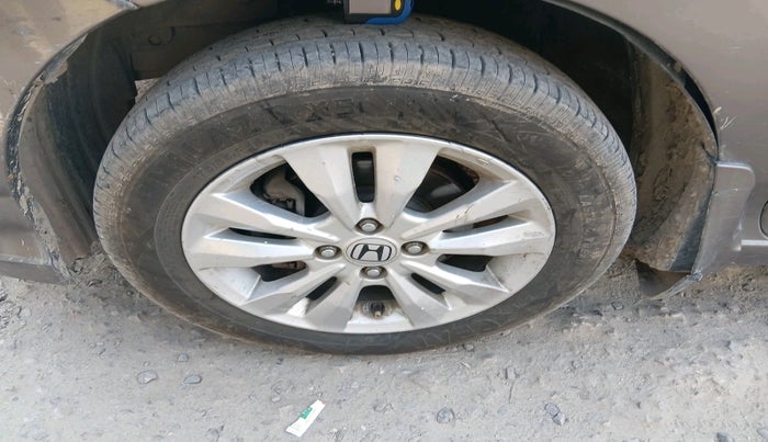 2012 Honda City 1.5L I-VTEC V MT(AVN), Petrol, Manual, 70,635 km, tyre