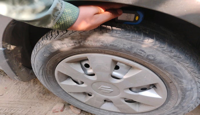 2021 Maruti New Wagon-R LXI CNG (O) 1.0, Petrol, Manual, 83,948 km, tyre