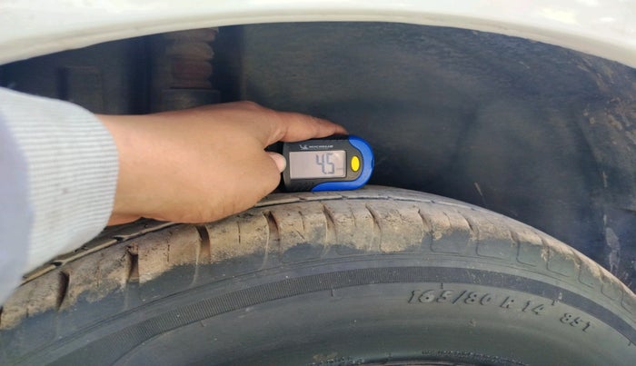 2012 Maruti Swift Dzire LXI, Petrol, Manual, 53,336 km, tyre