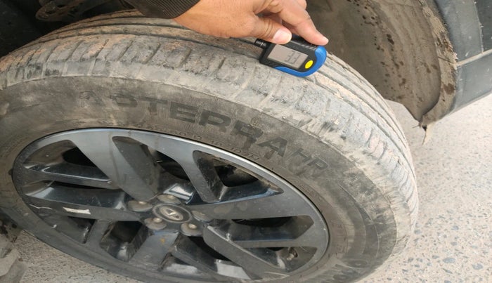 2023 Tata Harrier XZ PLUS 2.0L DARK EDITION, Diesel, Manual, 88,382 km, tyre