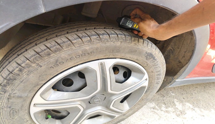 2017 Tata NEXON XT PETROL, Petrol, Manual, 22,717 km, tyre