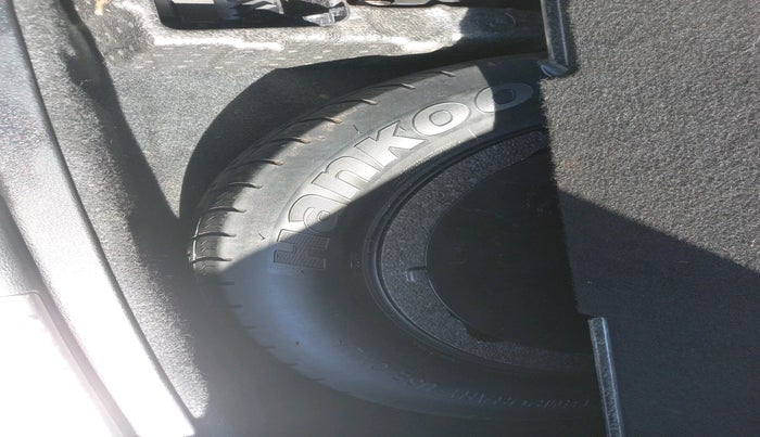 2016 BMW X1 SDRIVE 20D X LINE, Diesel, Automatic, 1,66,343 km, tyre