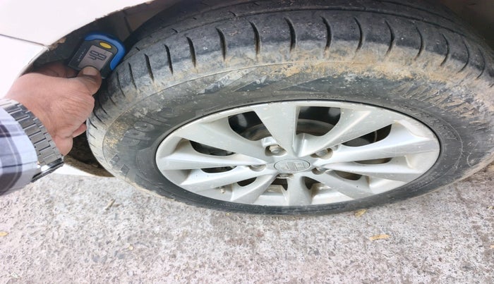 2014 Maruti Ertiga ZDI, Diesel, Manual, 81,319 km, tyre