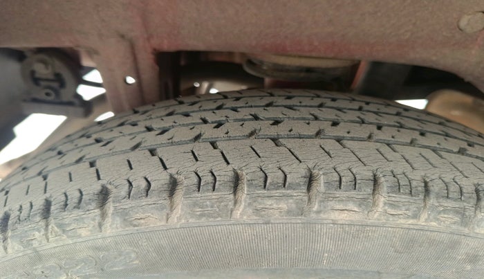 2016 Maruti Alto K10 VXI, Petrol, Manual, 67,698 km, tyre