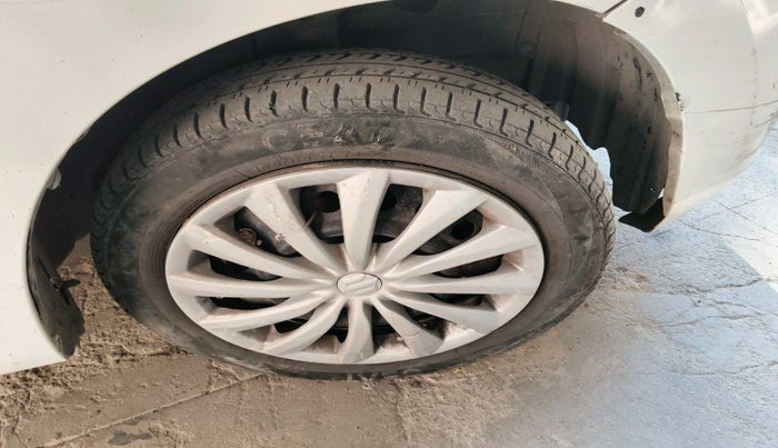 2013 Maruti Wagon R 1.0 VXI, Petrol, Manual, 1,06,955 km, tyre