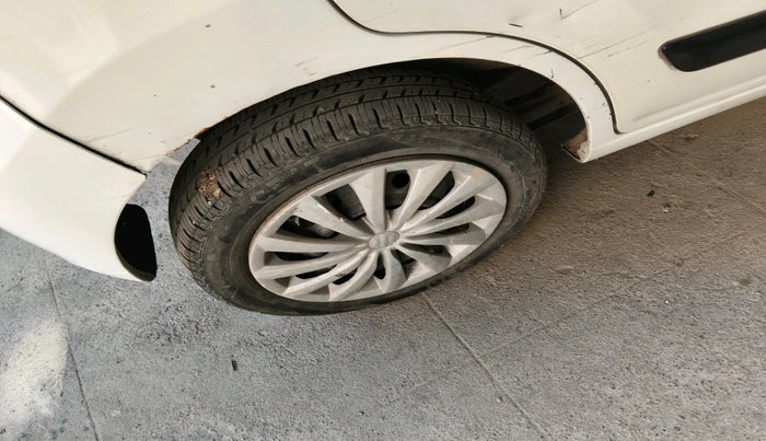2013 Maruti Wagon R 1.0 VXI, Petrol, Manual, 1,06,955 km, tyre