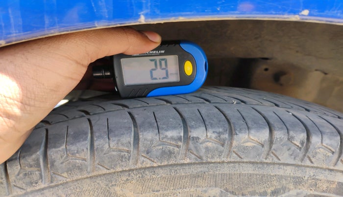 2014 Hyundai Eon ERA PLUS (O), Petrol, Manual, 1,46,731 km, tyre