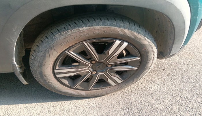 2022 Renault Kwid CLIMBER MT 1.0, Petrol, Manual, 20,364 km, tyre