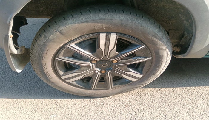 2022 Renault Kwid CLIMBER MT 1.0, Petrol, Manual, 20,364 km, tyre