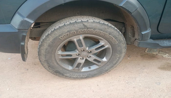 2023 Mahindra Thar LX P 2WD AT HT, Petrol, Automatic, 14,313 km, tyre