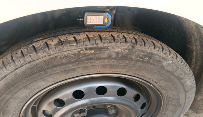 2021 Tata ALTROZ XE DIESEL, Diesel, Manual, 24,254 km, tyre